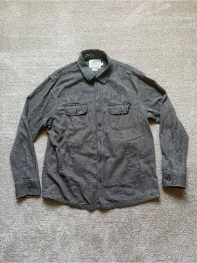 VTG 90’s Grey Button-Front Flannel Style Shirt